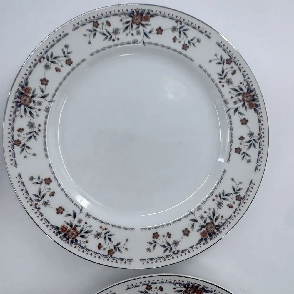 Wade Fine Porcelain China Diane Japan 10 1/4